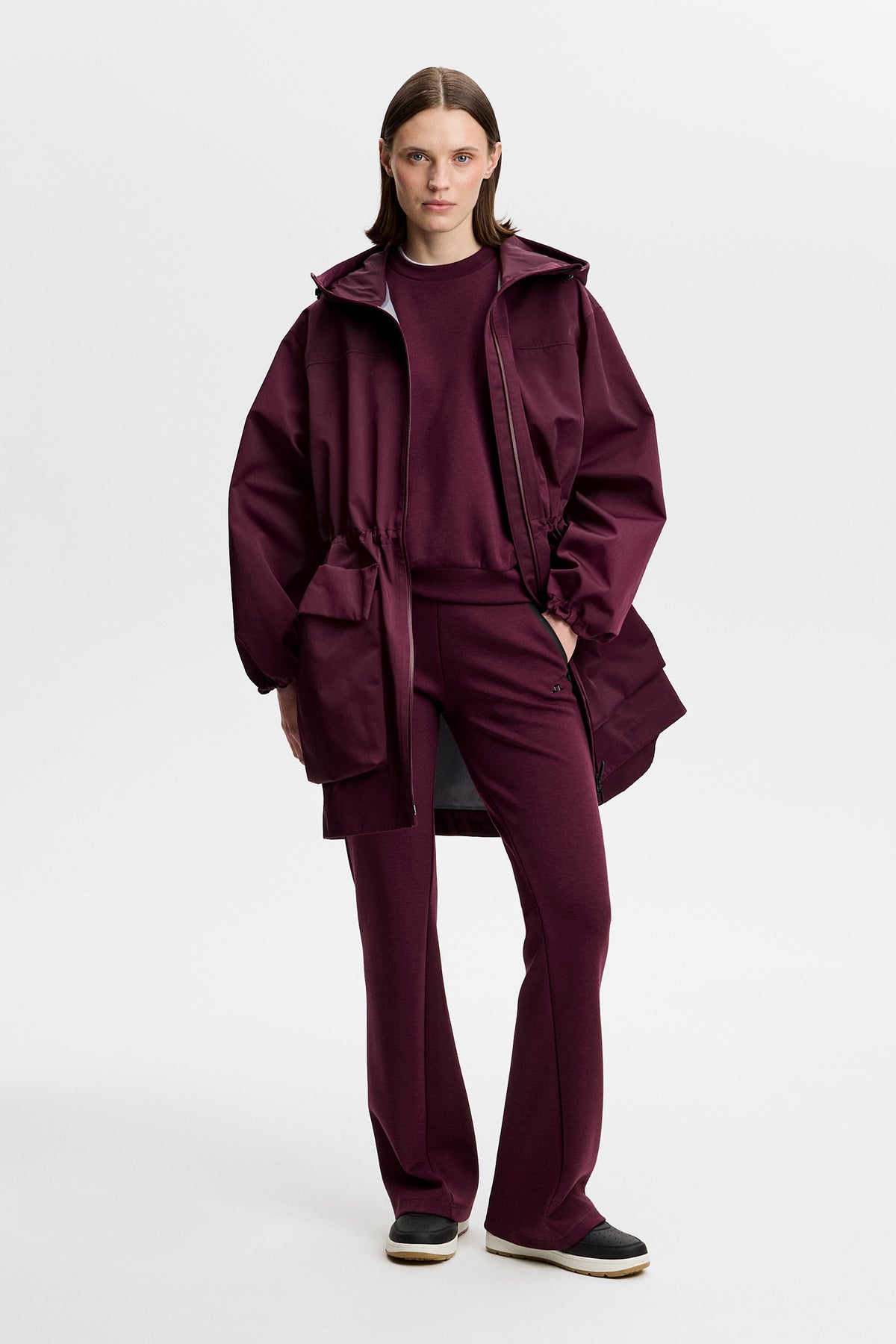 Aura Crew Neck in Winetasting by J.Lindeberg