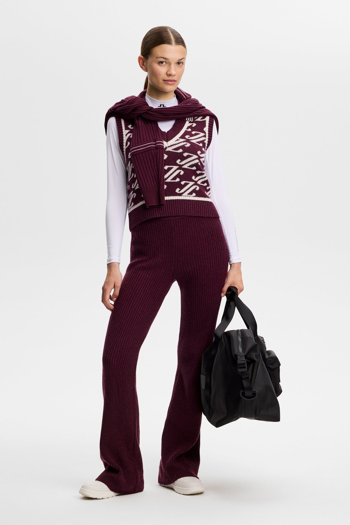 Phoebe Jacquard Knit Vest in Cardi Jacquard - Winetasting by J.Lindeberg