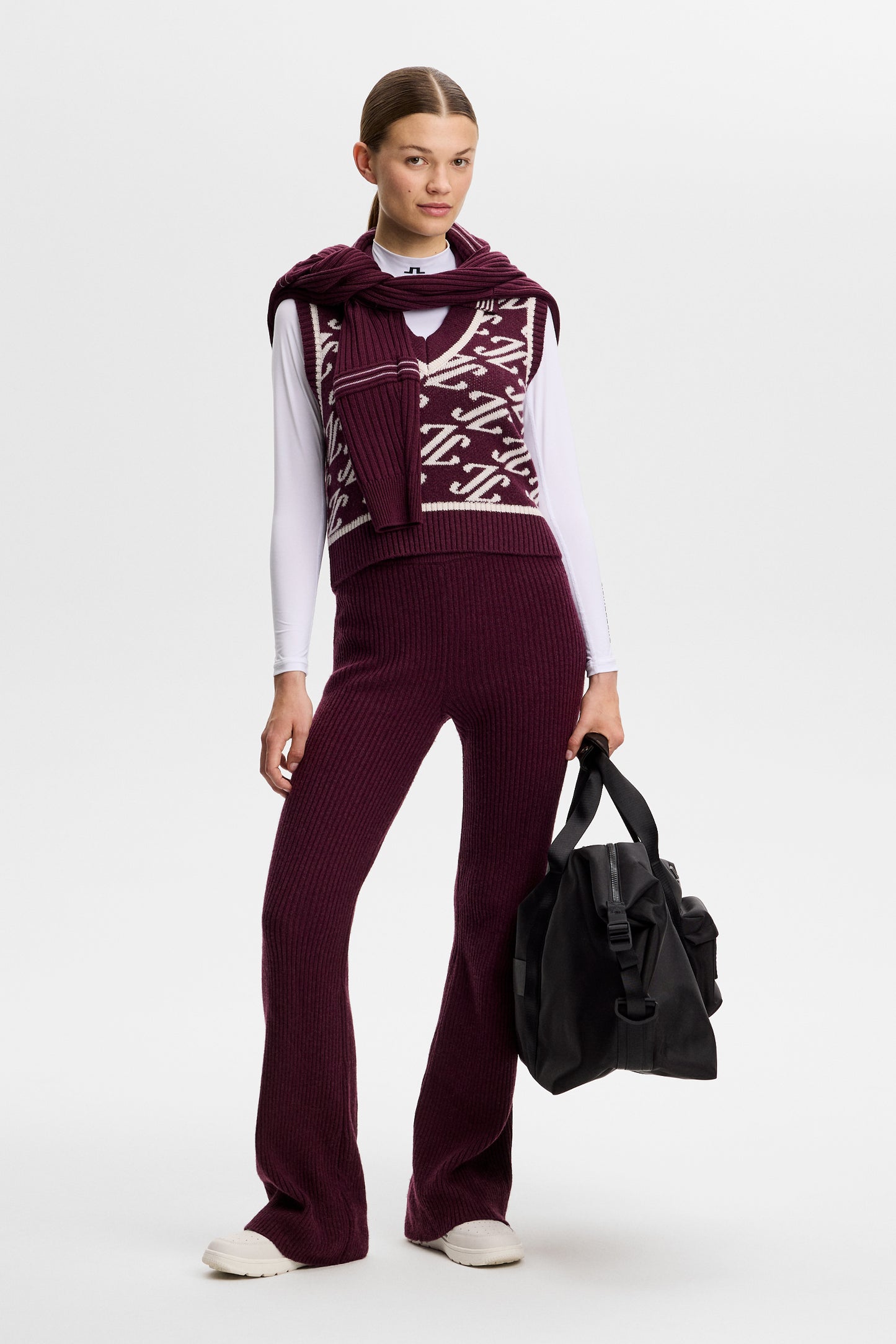 Phoebe Jacquard Knit Vest in Cardi Jacquard - Winetasting by J.Lindeberg