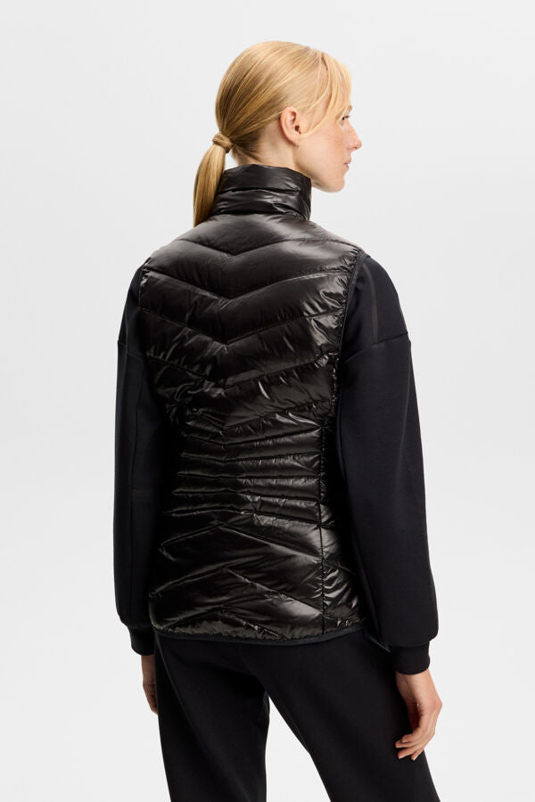 Lara Light Down Vest / Black
