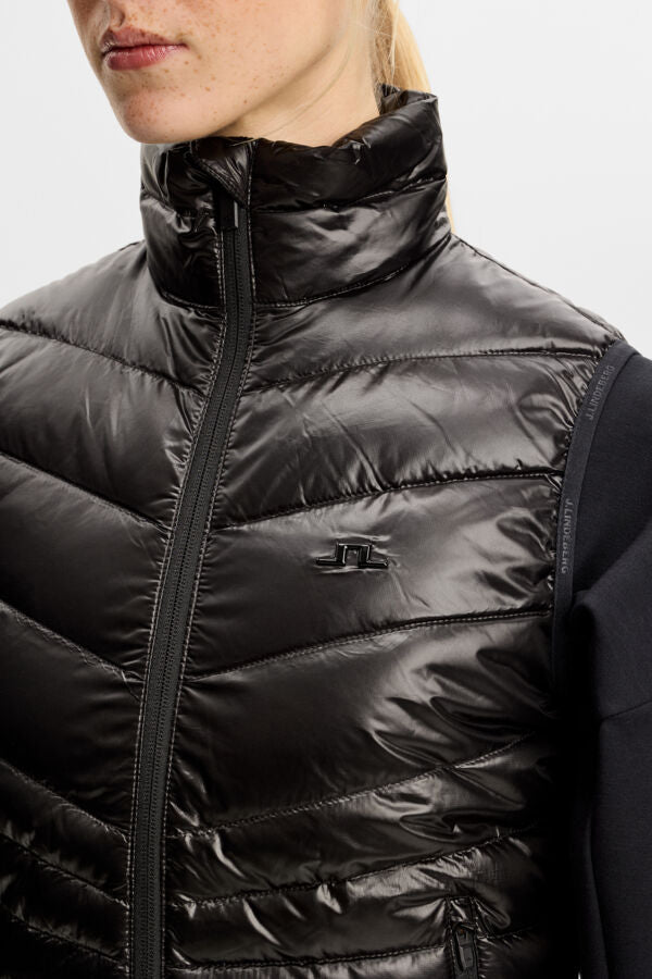 Lara Light Down Vest / Black
