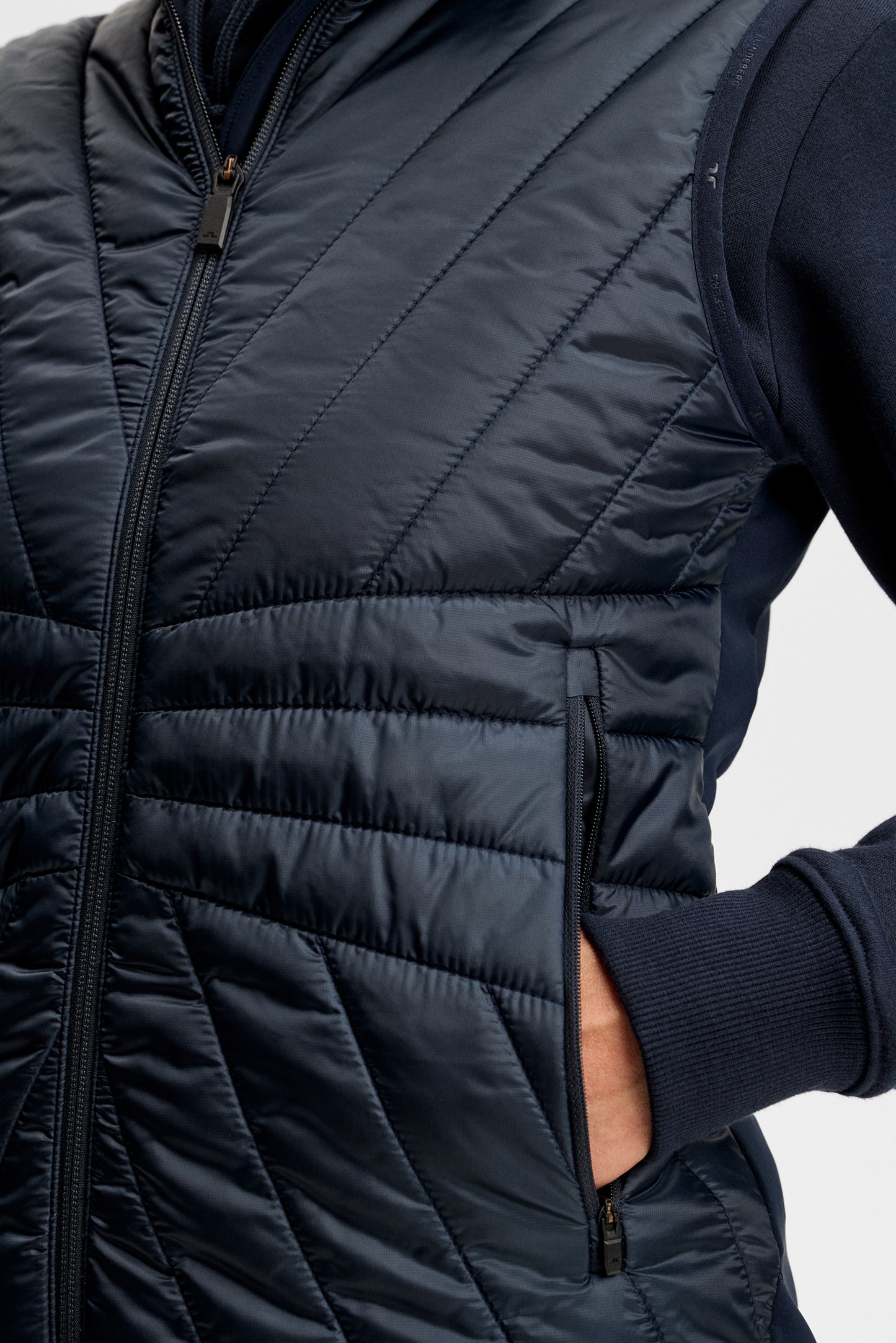 Holma Quilt Hybrid Vest in JL Navy by J.Lindeberg