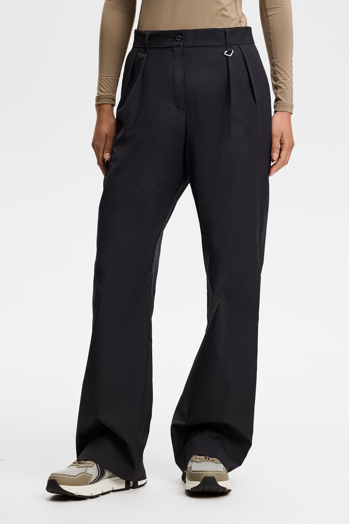 Harmony Pant in Black by J.Lindeberg