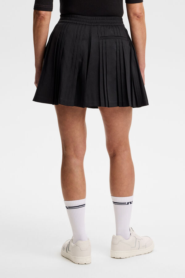 Serena Skort / Black