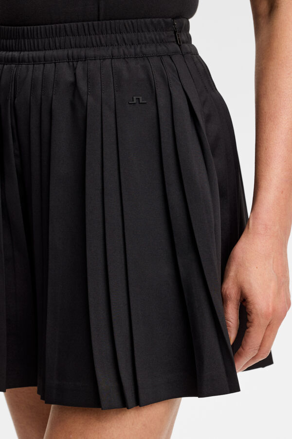 Serena Skort / Black