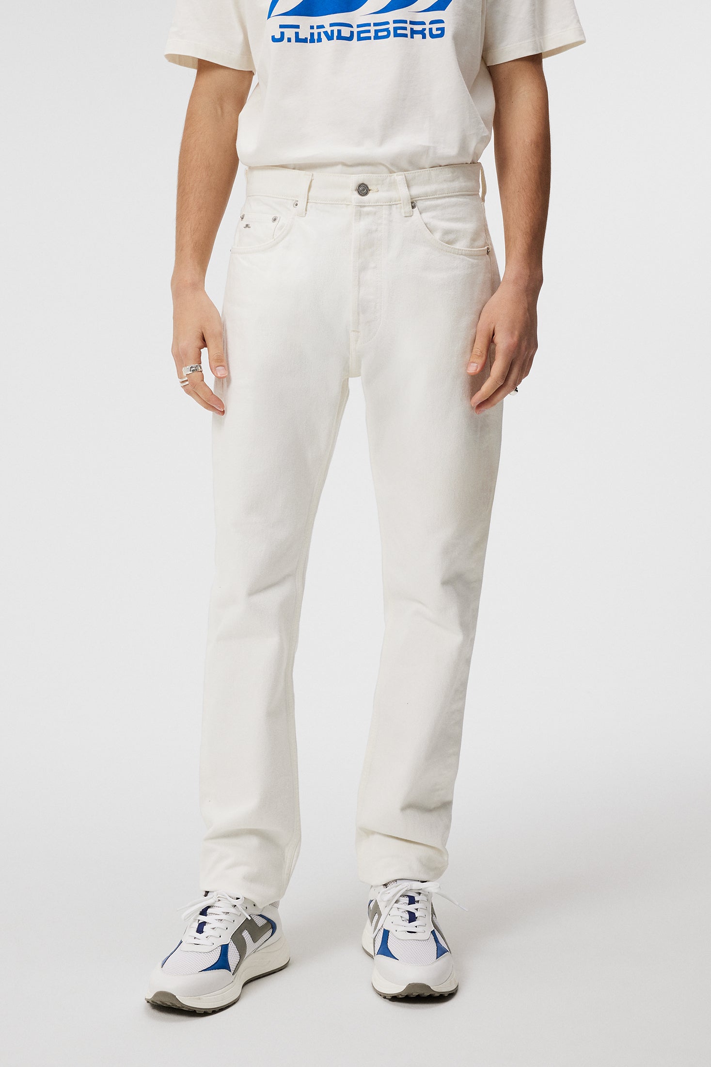 제이린드버그 J.LINDEBERG Cody Solid Regular Jeans,Cloud White
