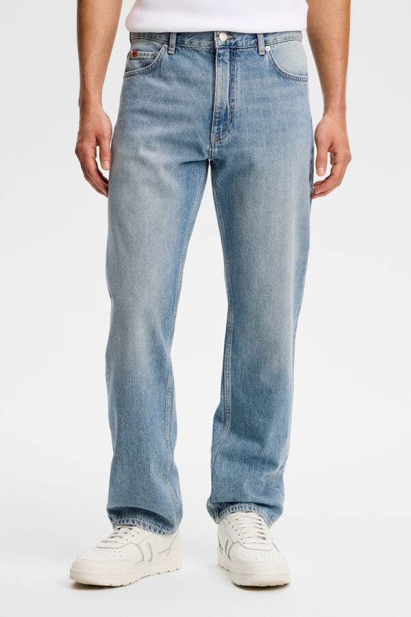 Cody Light Wash Reg Jeans / Light Blue