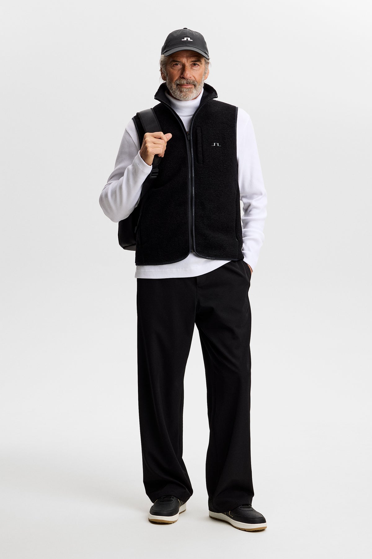 Duncan Wool Fleece Vest in Black by J.Lindeberg