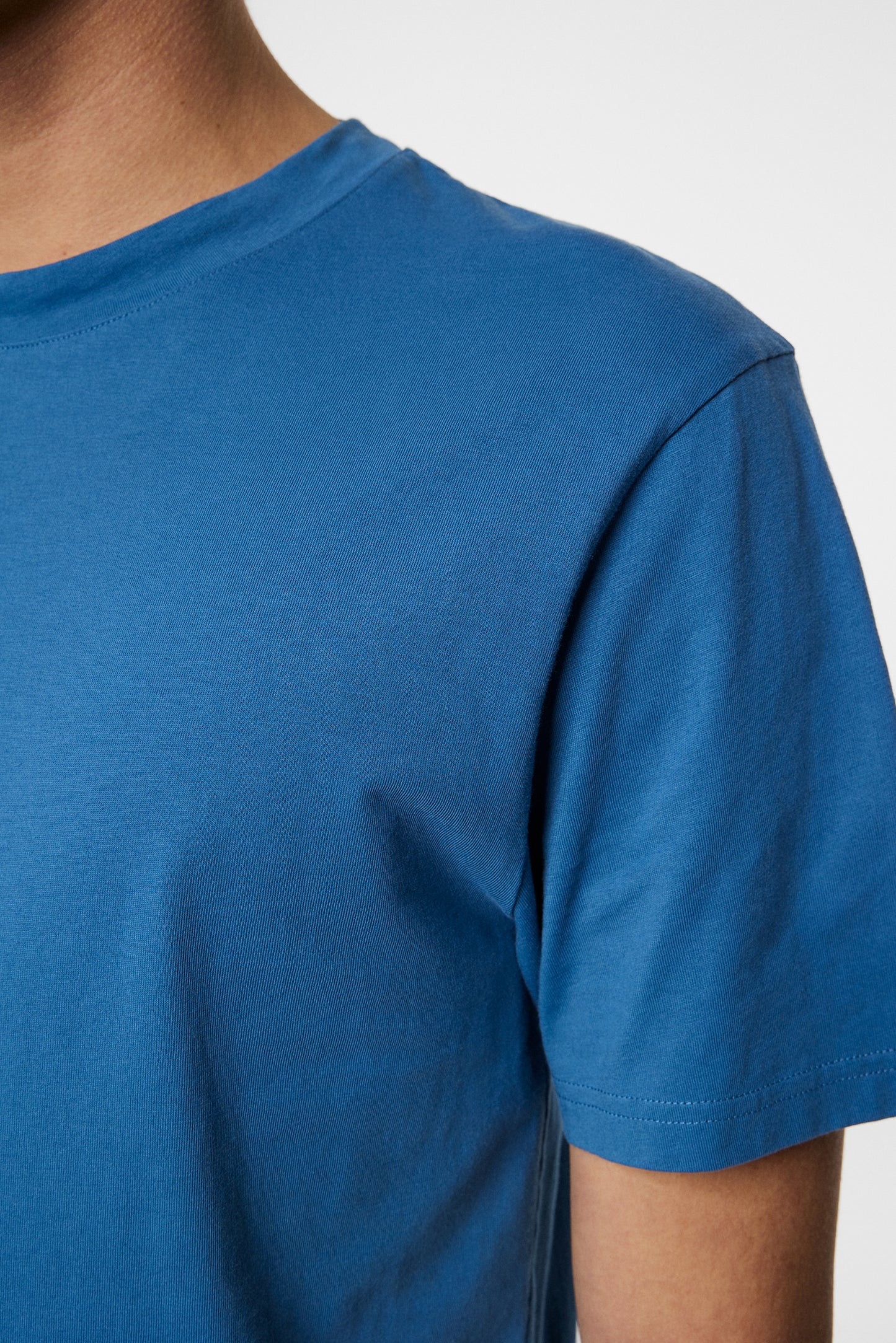 Sid Basic T-Shirt in Dark Blue by J.Lindeberg