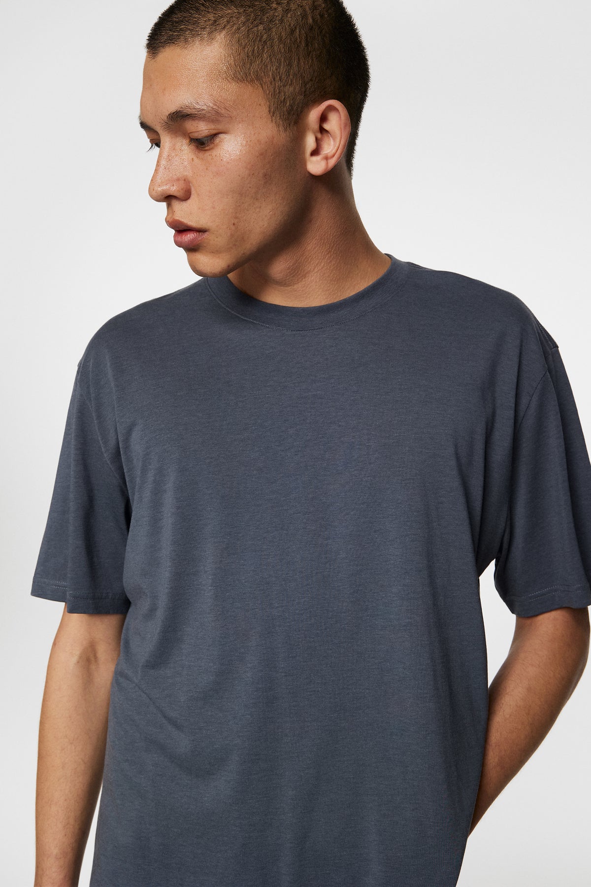 Hale Light Lyocell T-shirt in Ombre Blue by J.Lindeberg