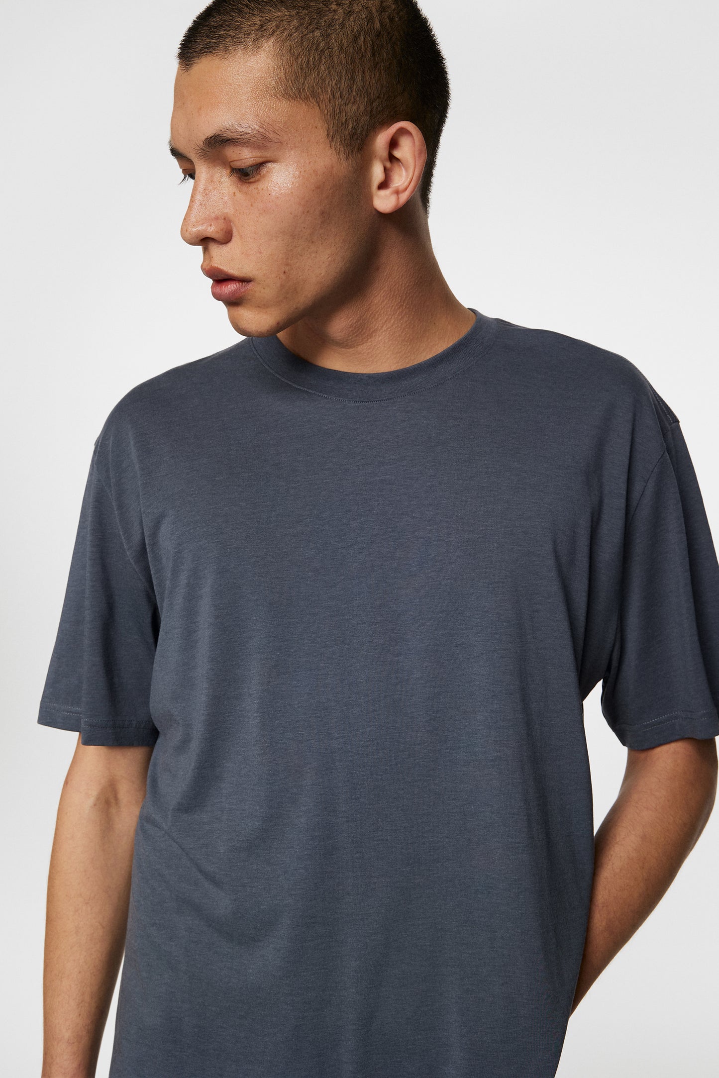 Hale Light Lyocell T-shirt in Ombre Blue by J.Lindeberg