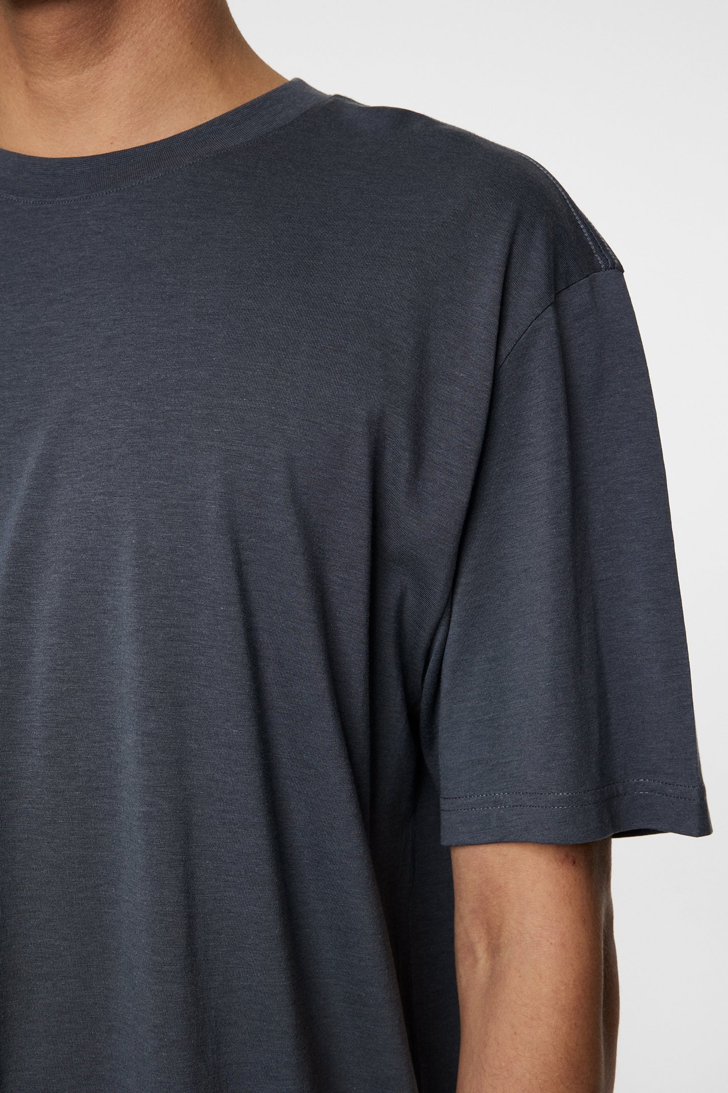 Hale Light Lyocell T-shirt in Ombre Blue by J.Lindeberg