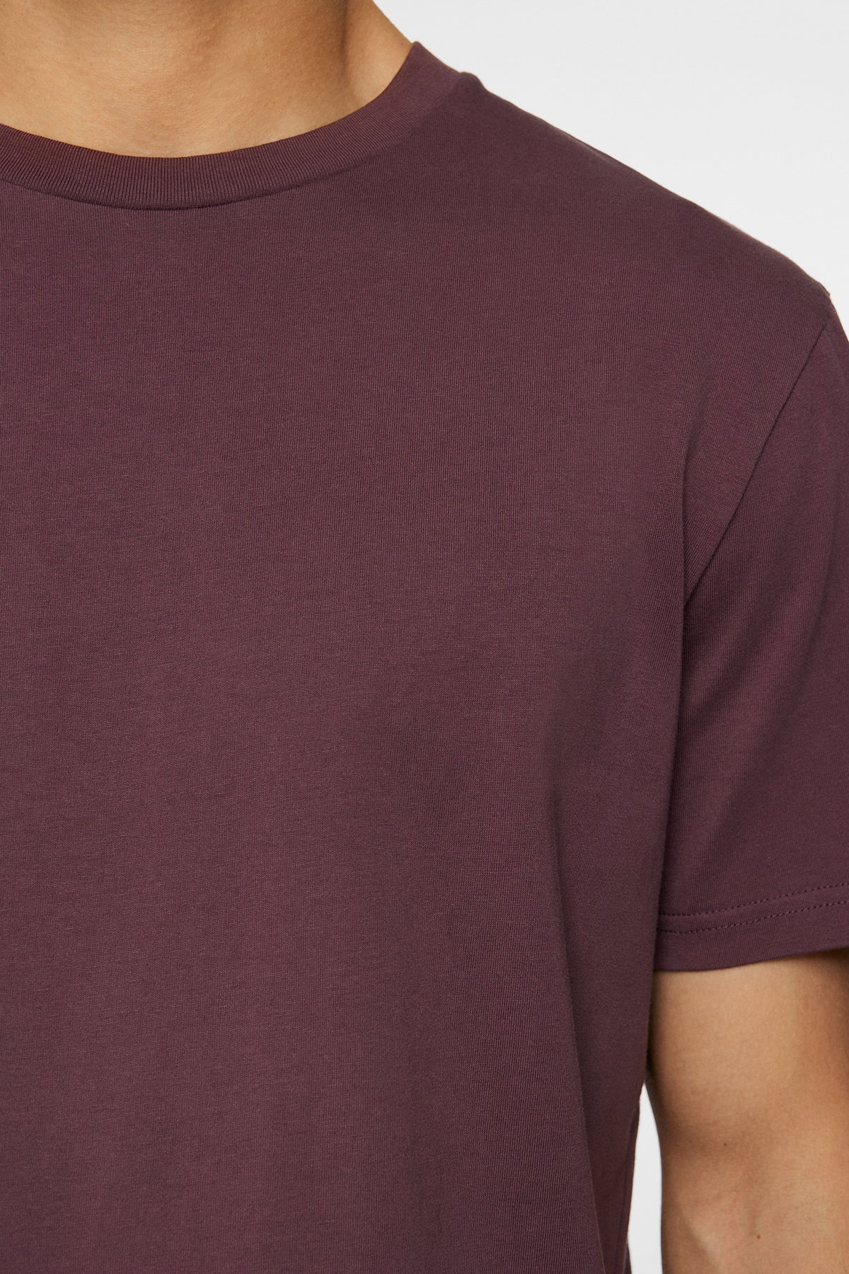 Sid Basic T-Shirt in Huckleberry by J.Lindeberg