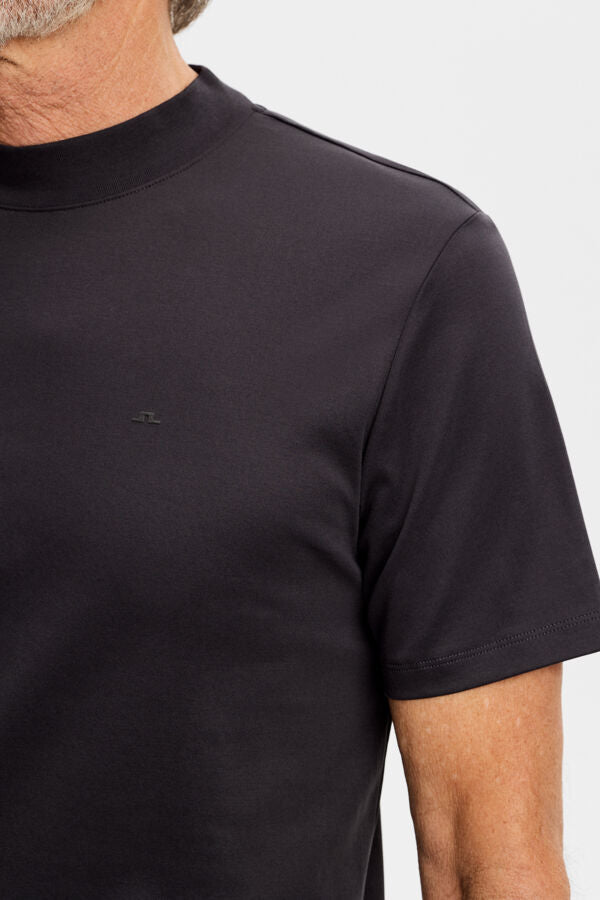 Ace Mock Neck T-Shirt / Black