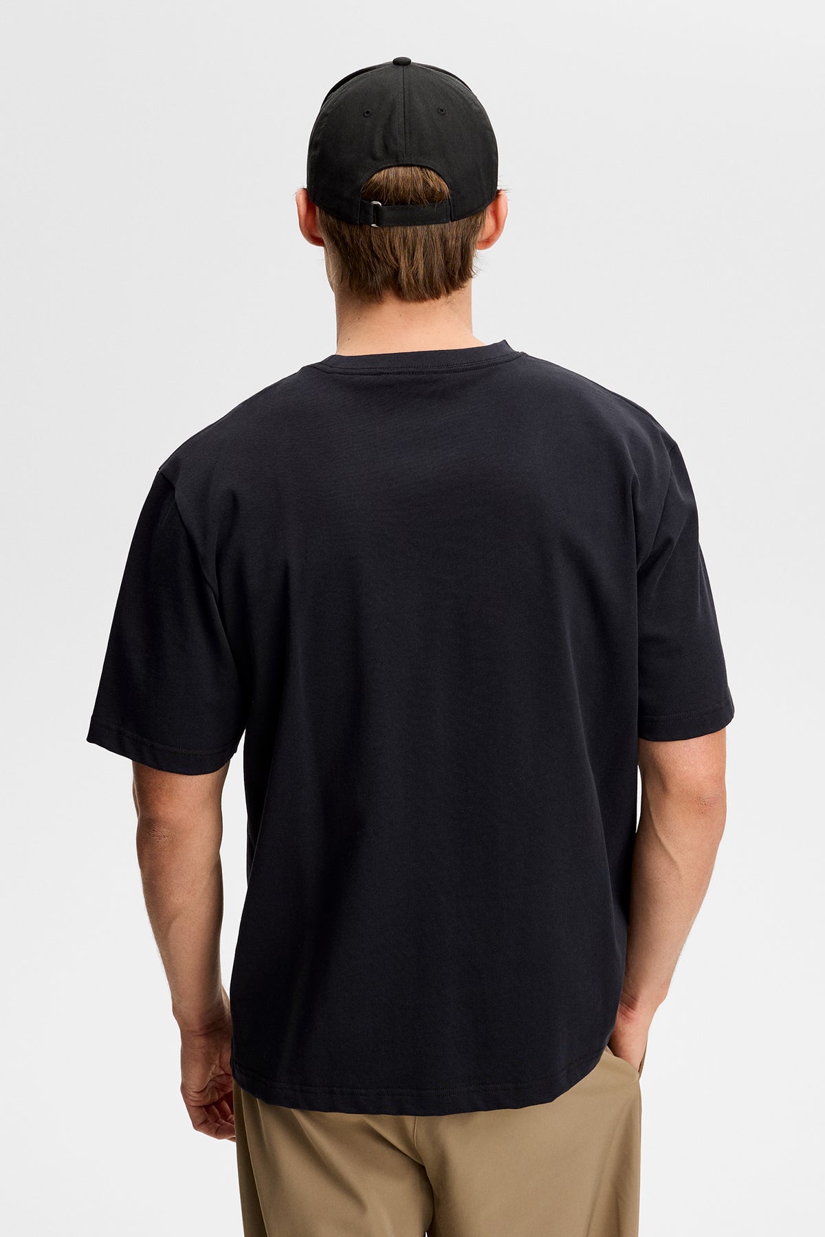 Hale Heavy Logo T-shirt in Black by J.Lindeberg