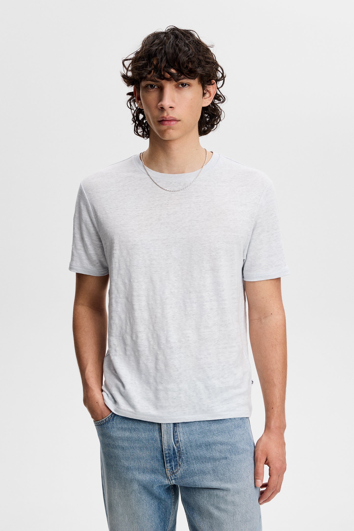 Coma Linen Tee in Skywriting by J.Lindeberg