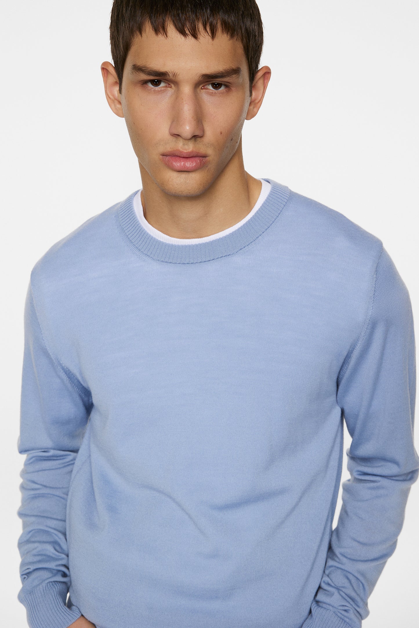 Keane Light Merino Crew Neck in Rain Washed by J.Lindeberg