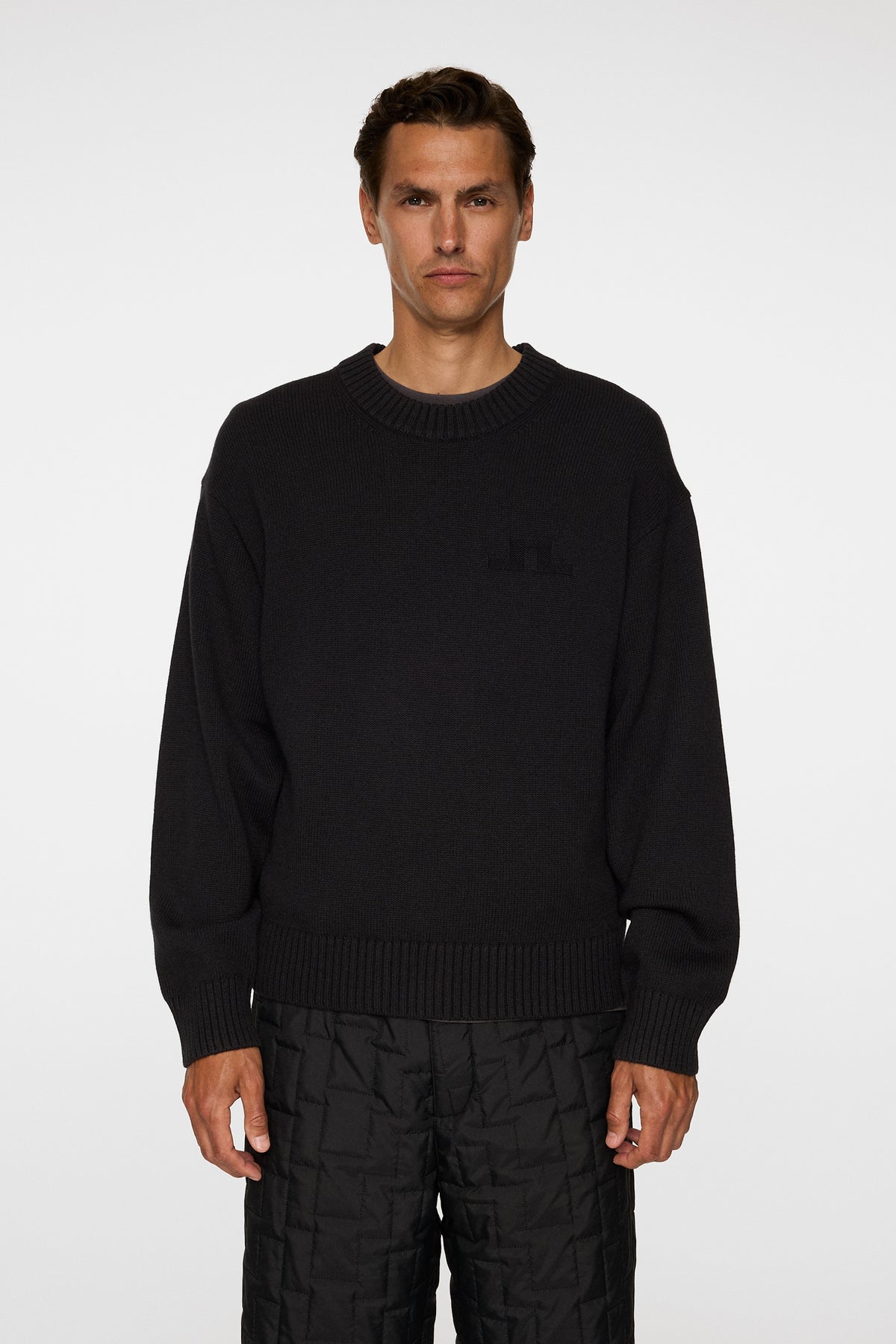 Eddy Cotton Wool Crew Neck in Black by J.Lindeberg