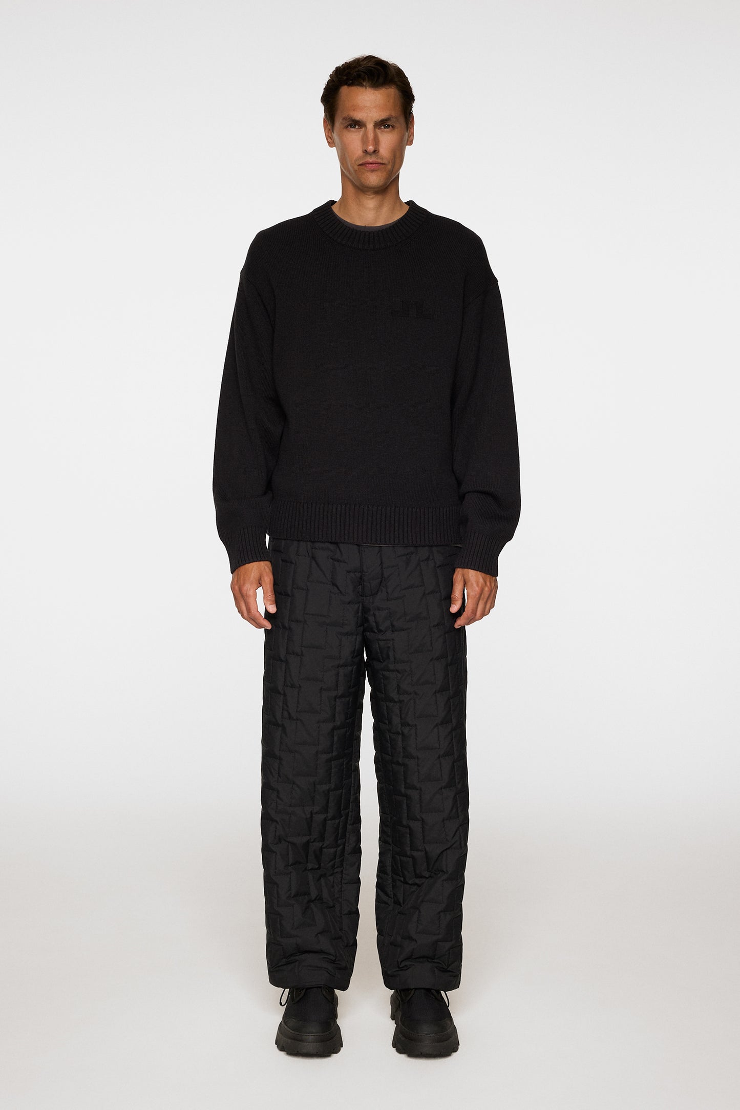 Eddy Cotton Wool Crew Neck in Black by J.Lindeberg