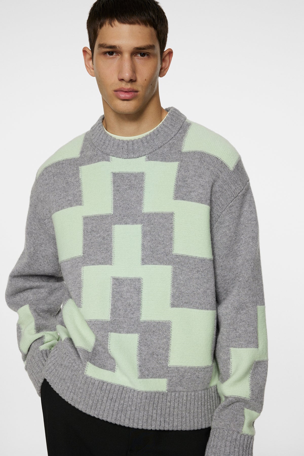 Gavin Stacked Bridge Knit in Light Grey Melange by J.Lindeberg