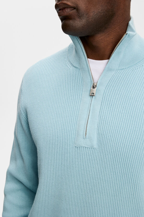 Alex Half Zip Knitted Sweater / Forget-Me-Not