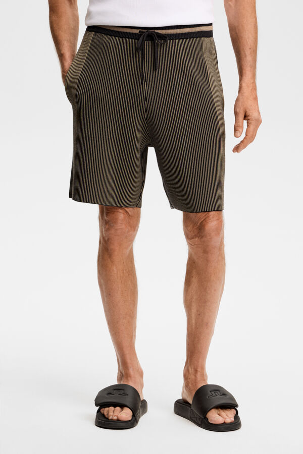 Simon Knitted Shorts / Black