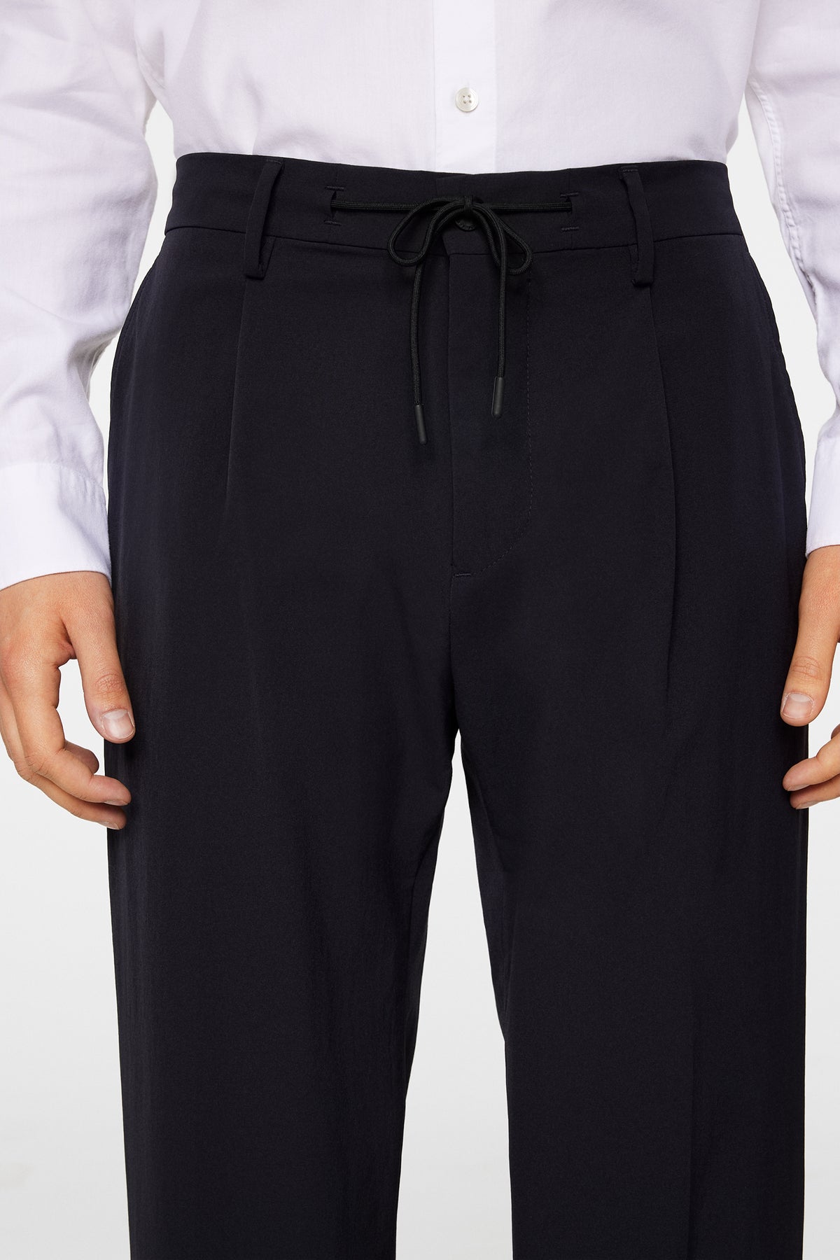 Jin WR Tech Stretch Pants in JL Navy by J.Lindeberg