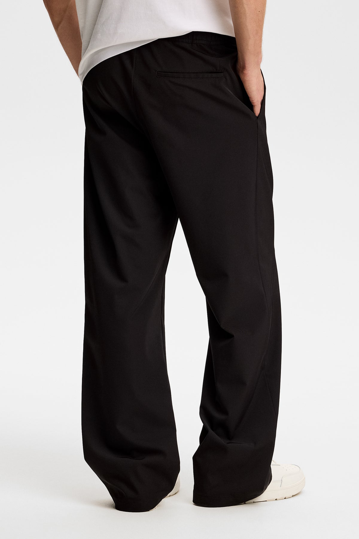 Noah Track Pants in Black by J.Lindeberg