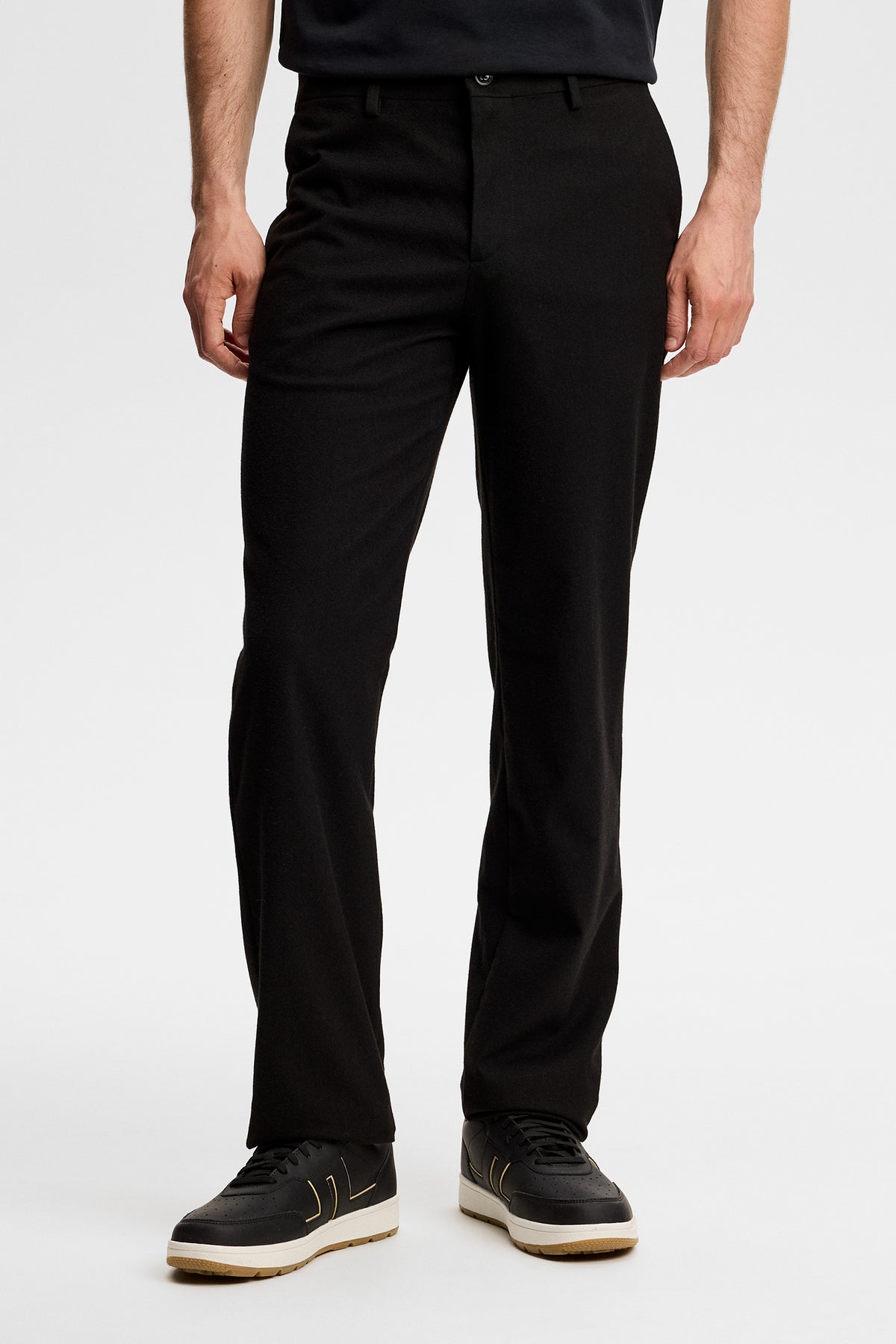 Logan Brushed Twill Pants in Black by J.Lindeberg