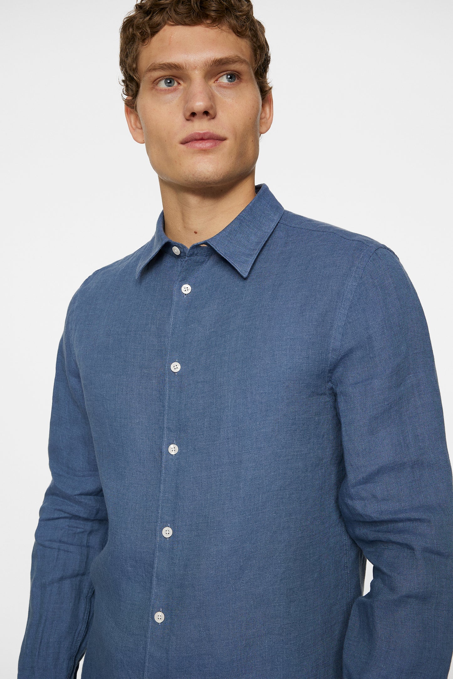 Slim LS Linen Melange Shirt in Rain Washed by J.Lindeberg