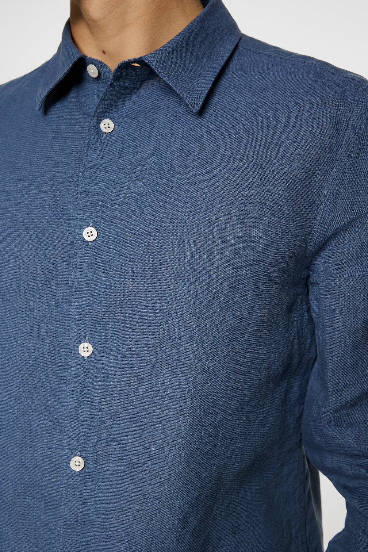 Slim LS Linen Melange Shirt in Rain Washed by J.Lindeberg