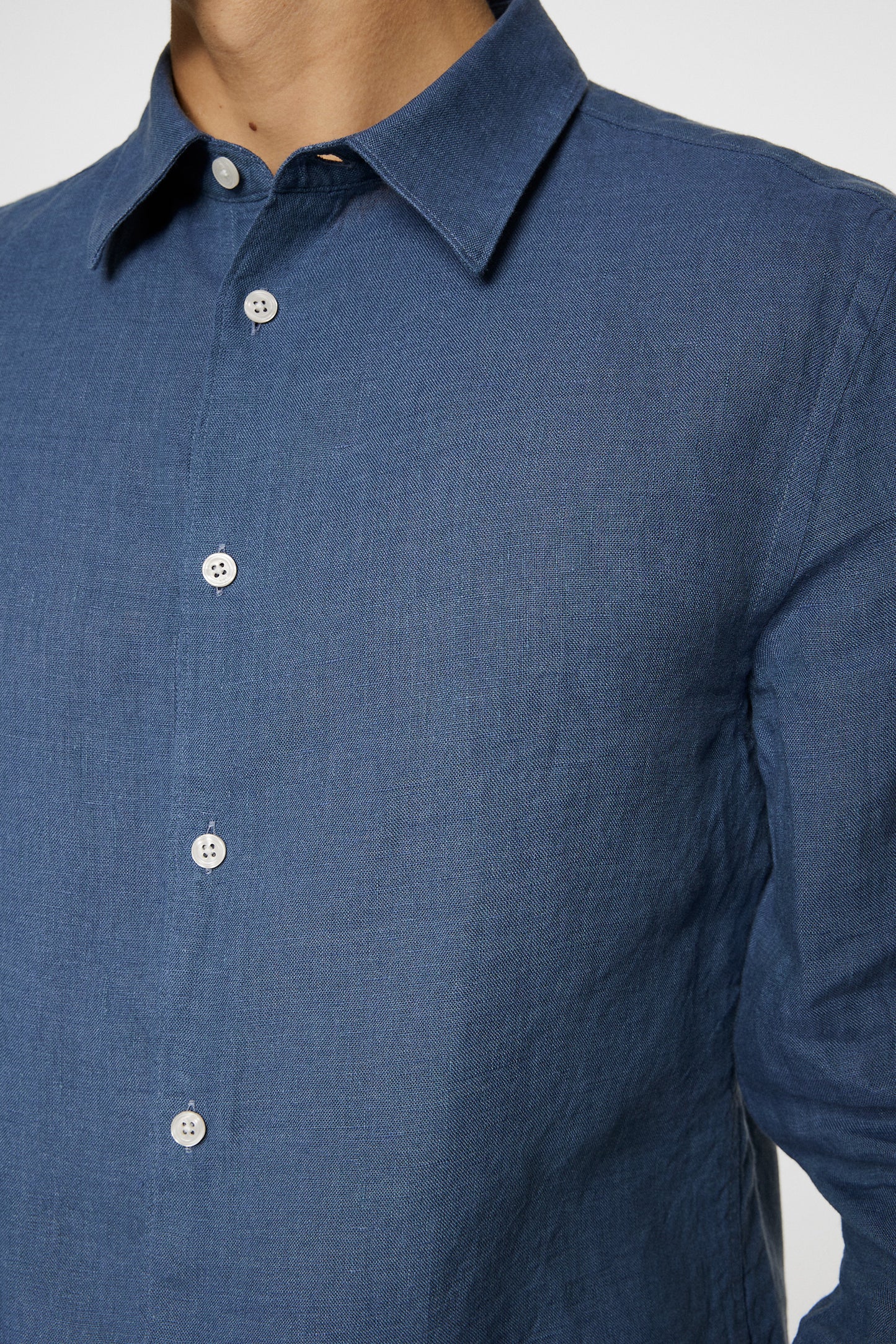 Slim LS Linen Melange Shirt in Rain Washed by J.Lindeberg