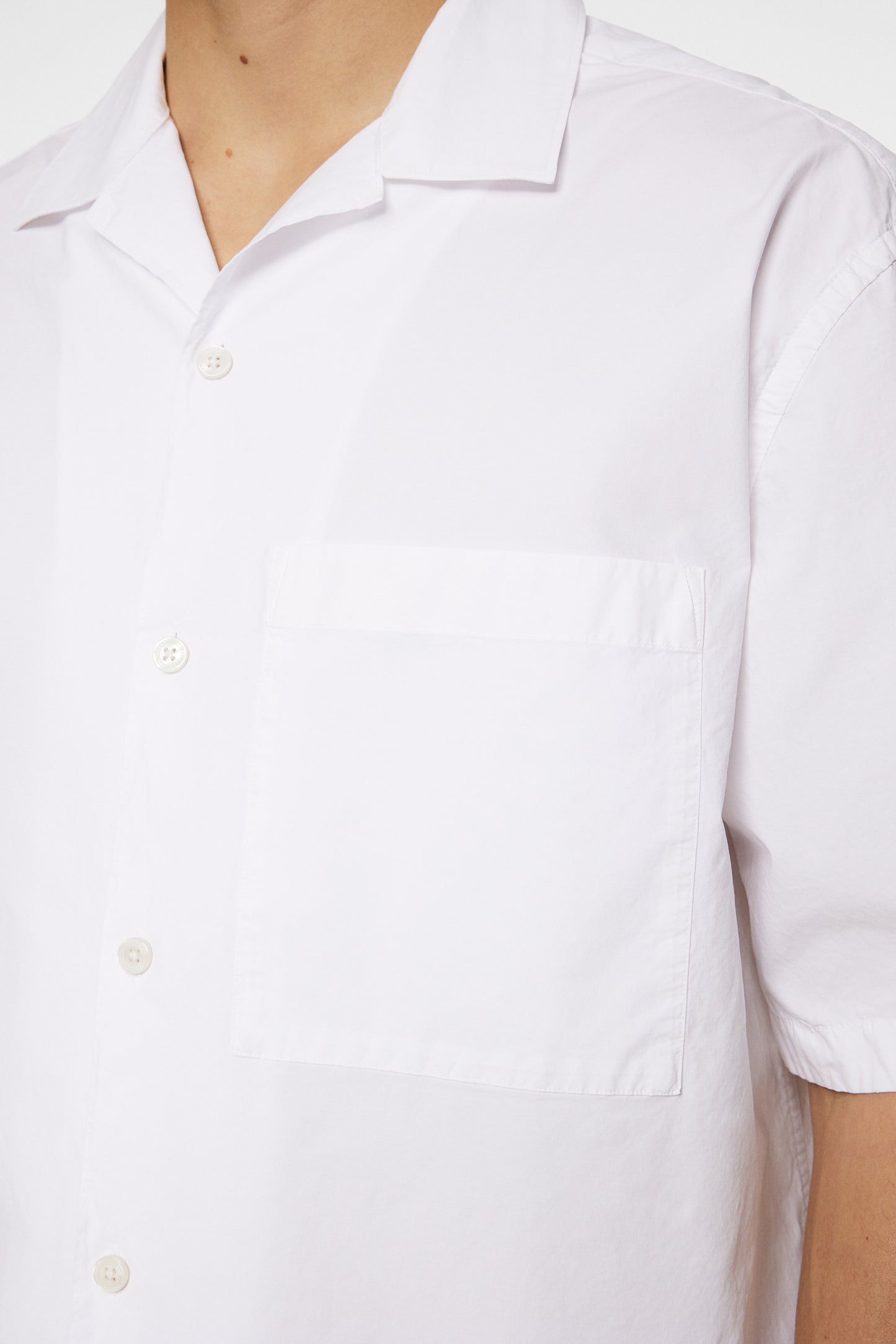 Ellis White Cotton Shirt in White by J.Lindeberg