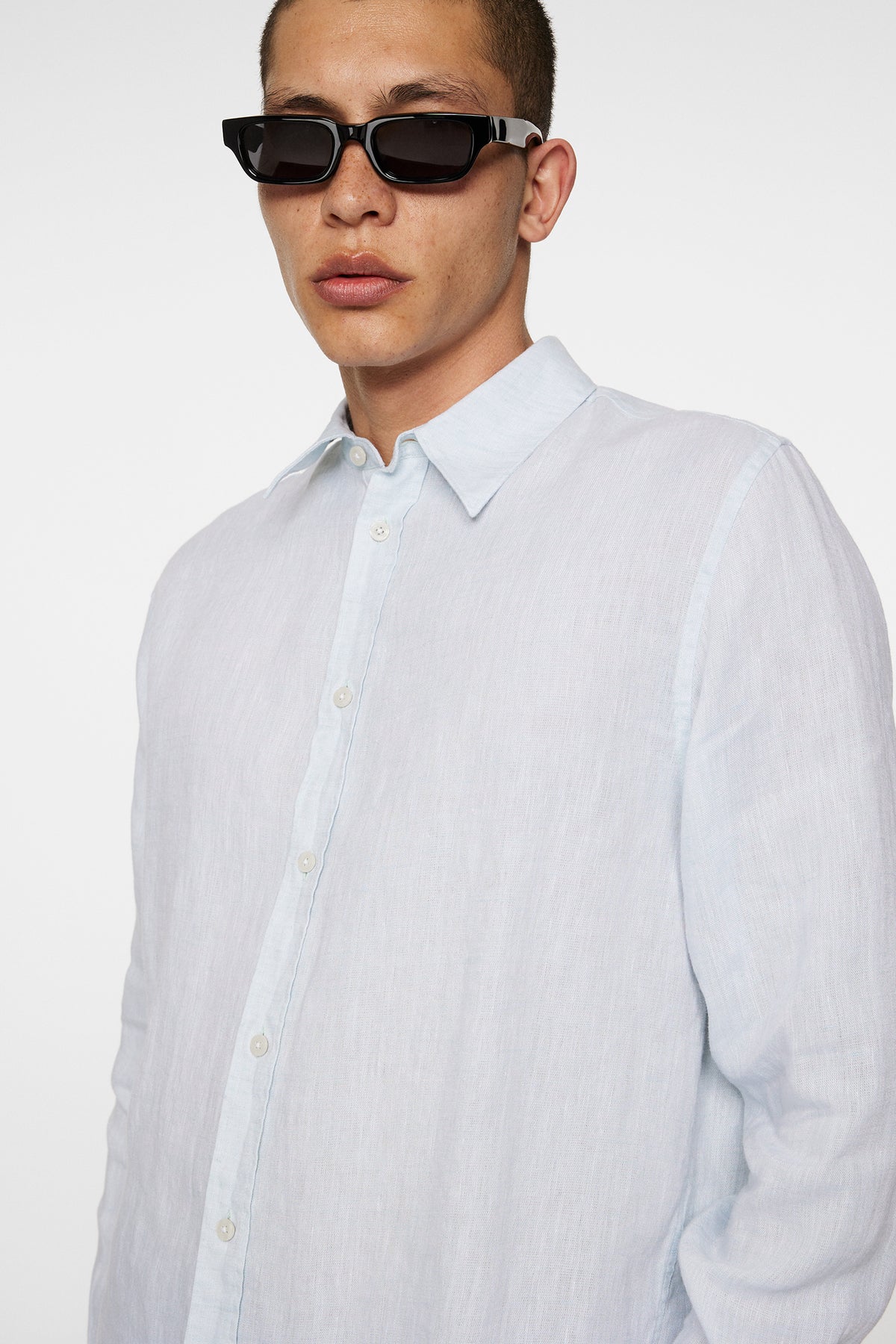 Reg LS Linen Melange Shirt in Winter Sky by J.Lindeberg