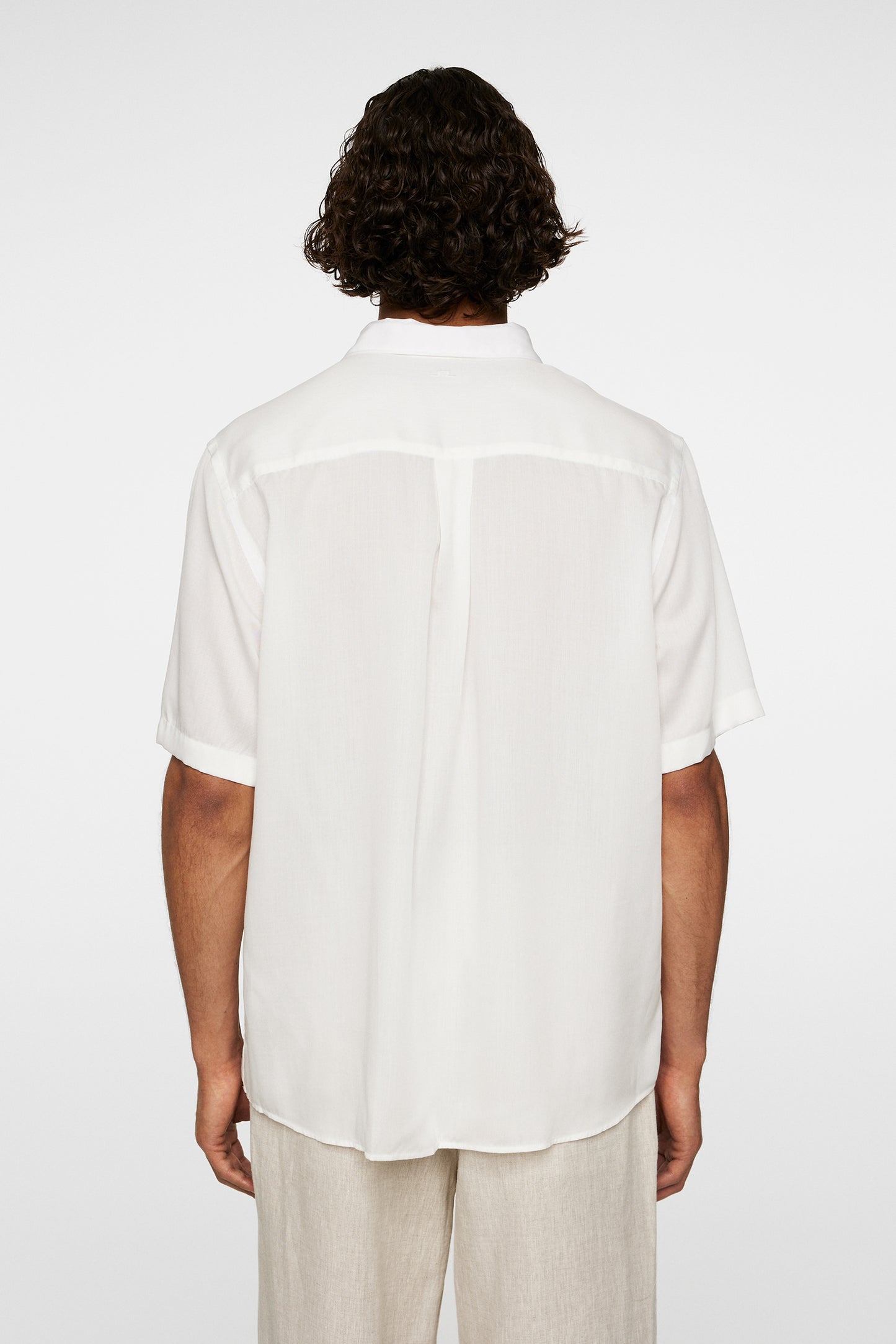Reg SS Light Tencel Shirt in Cloud White by J.Lindeberg