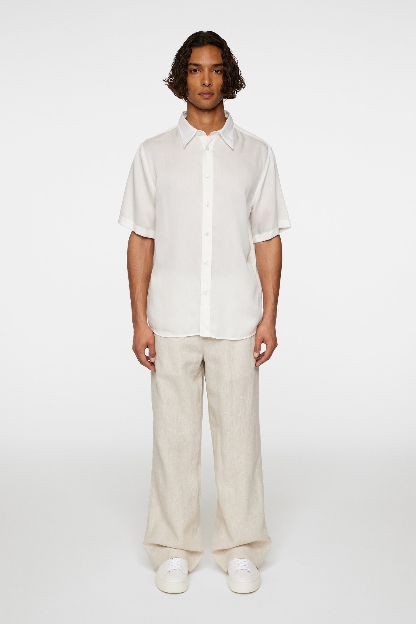 Reg SS Light Tencel Shirt in Cloud White by J.Lindeberg
