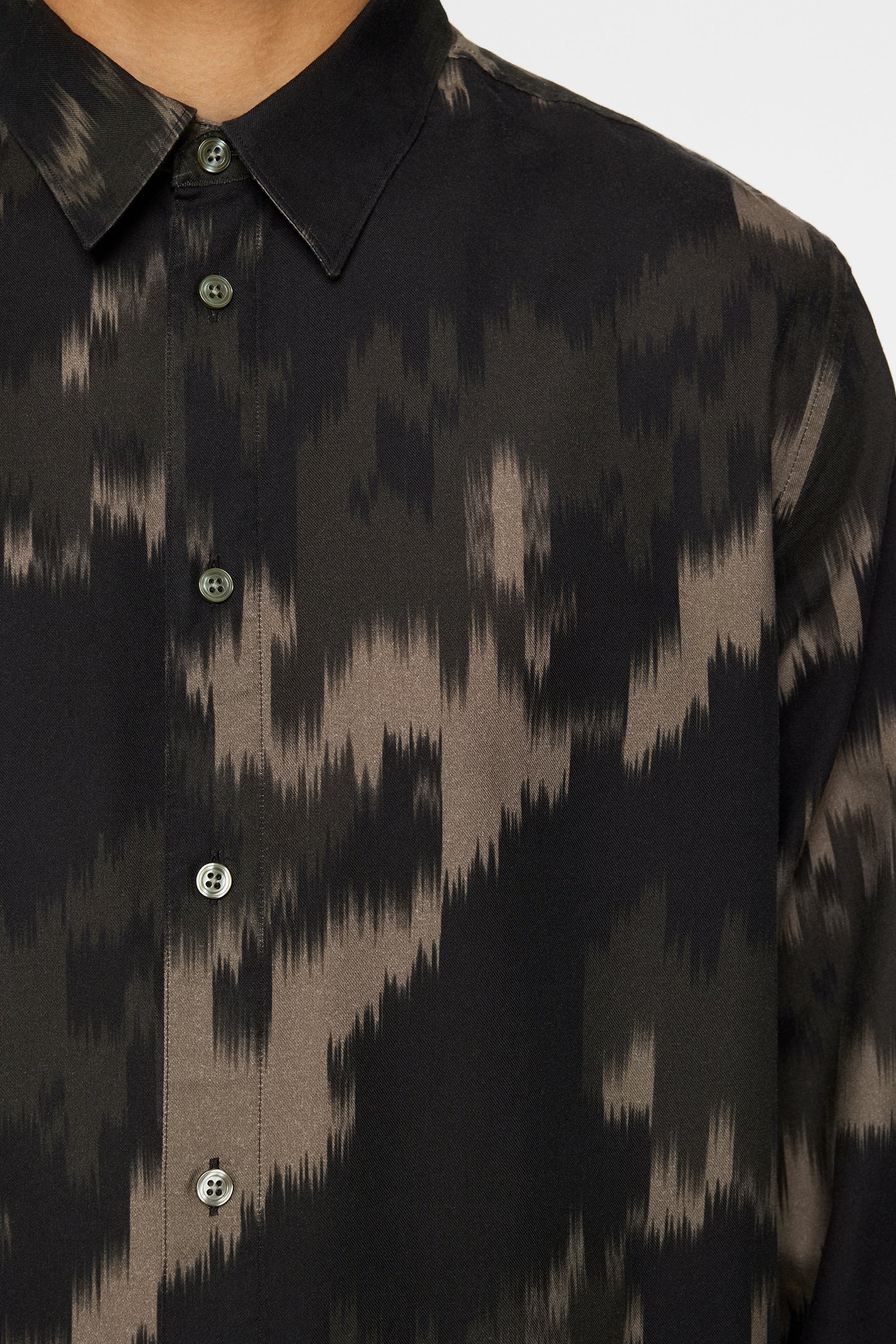 Reg LS Tencel Print Shirt in Warp Forest L by J.Lindeberg