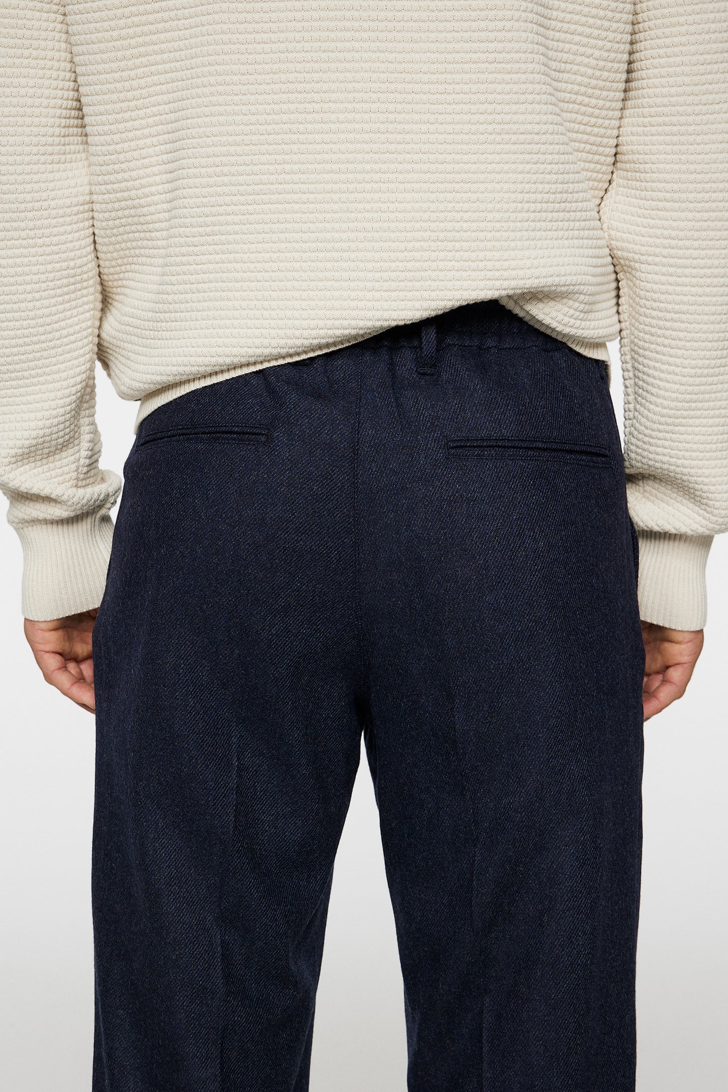 Soren Twill Cash Flannel Pants in JL Navy by J.Lindeberg