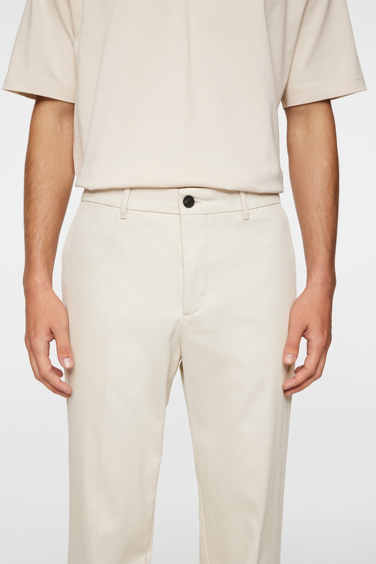 Lois T Cotton Twill Pant in Moonbeam by J.Lindeberg