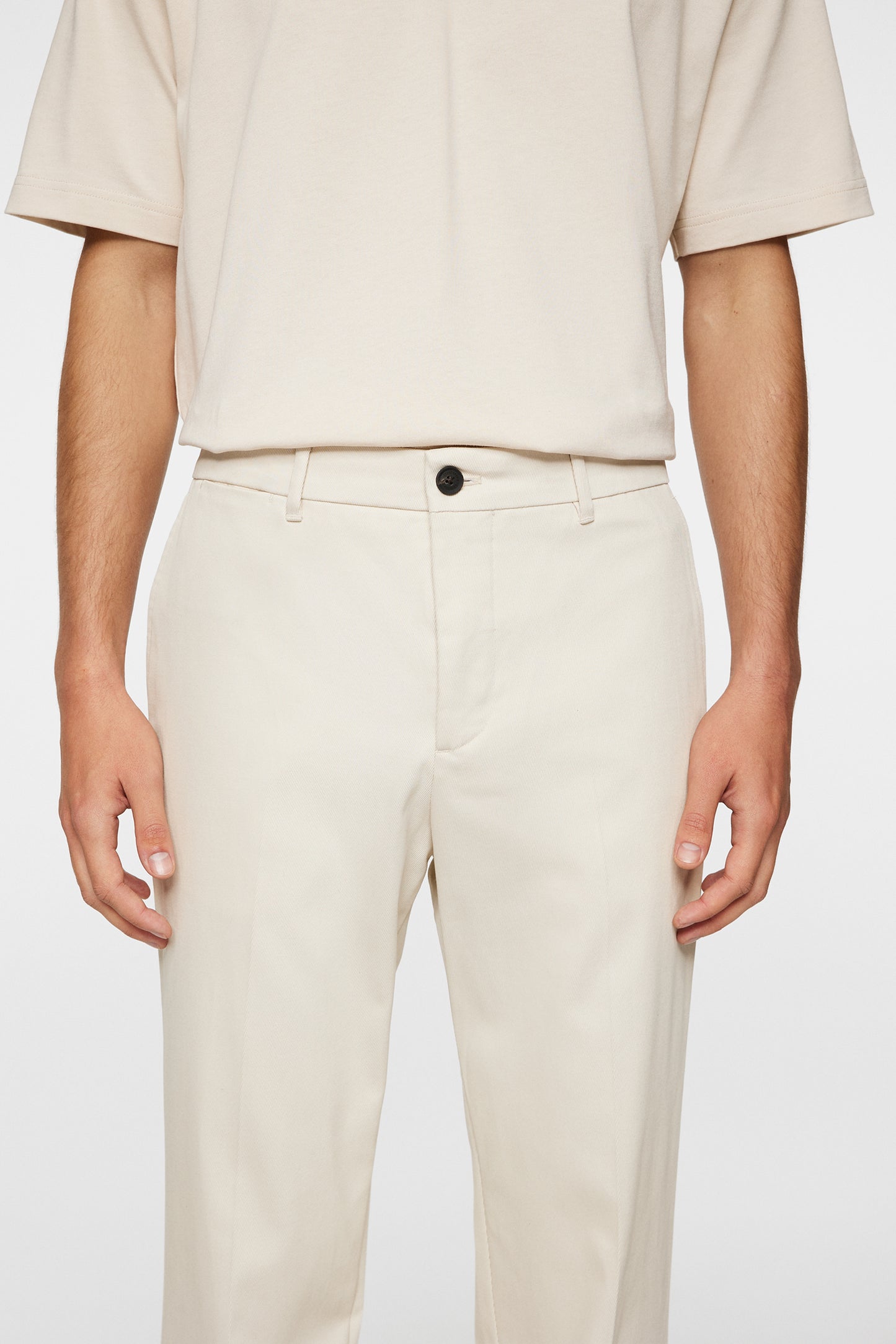 Lois T Cotton Twill Pant in Moonbeam by J.Lindeberg