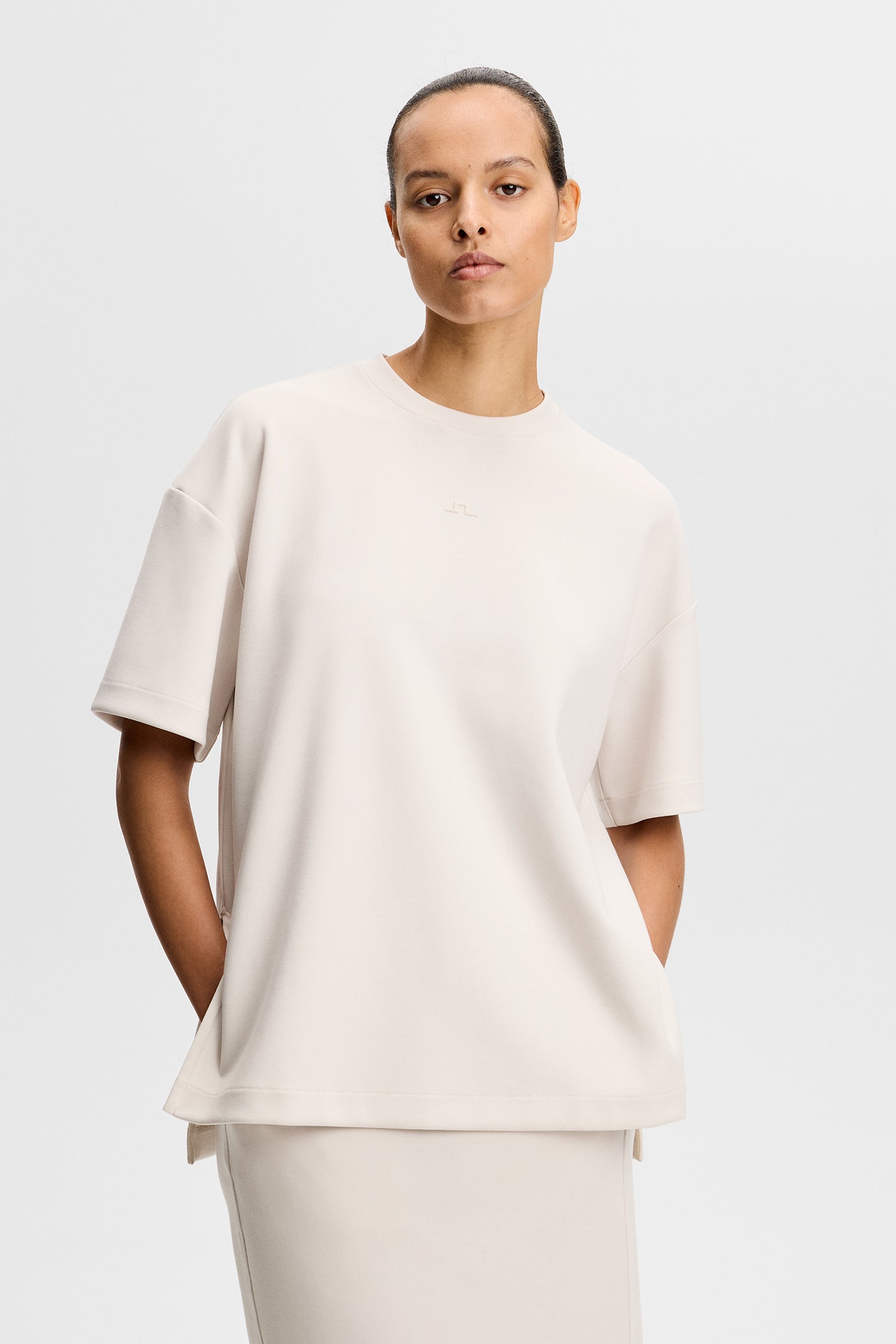 Rina T-shirt in Moonbeam by J.Lindeberg