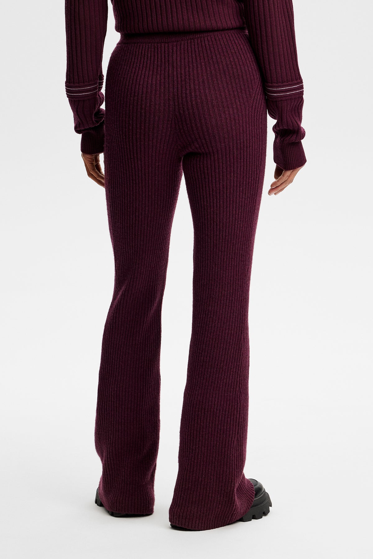 Veda Rib Knit Pants in Winetasting by J.Lindeberg