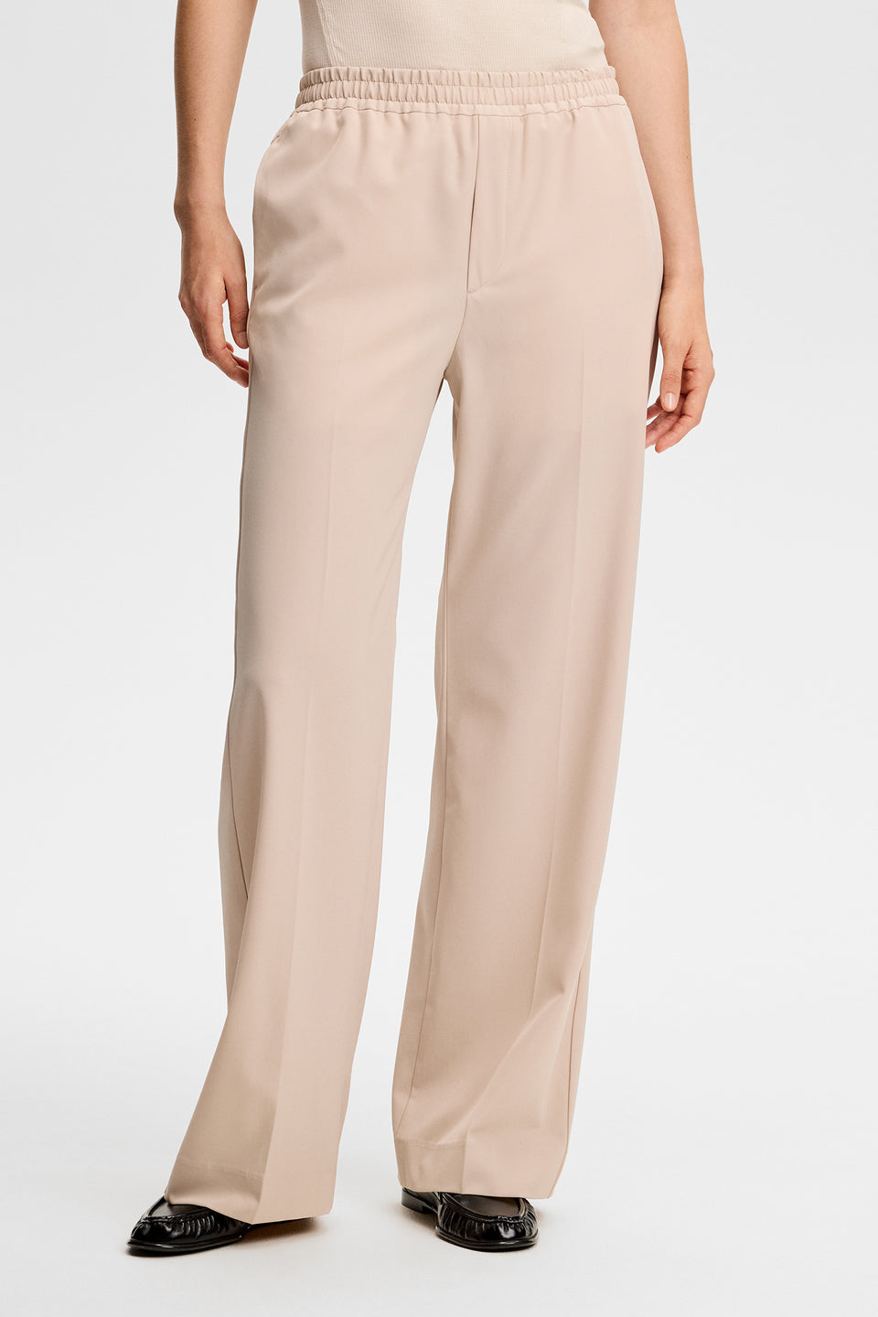 Anja Pant / Moonbeam