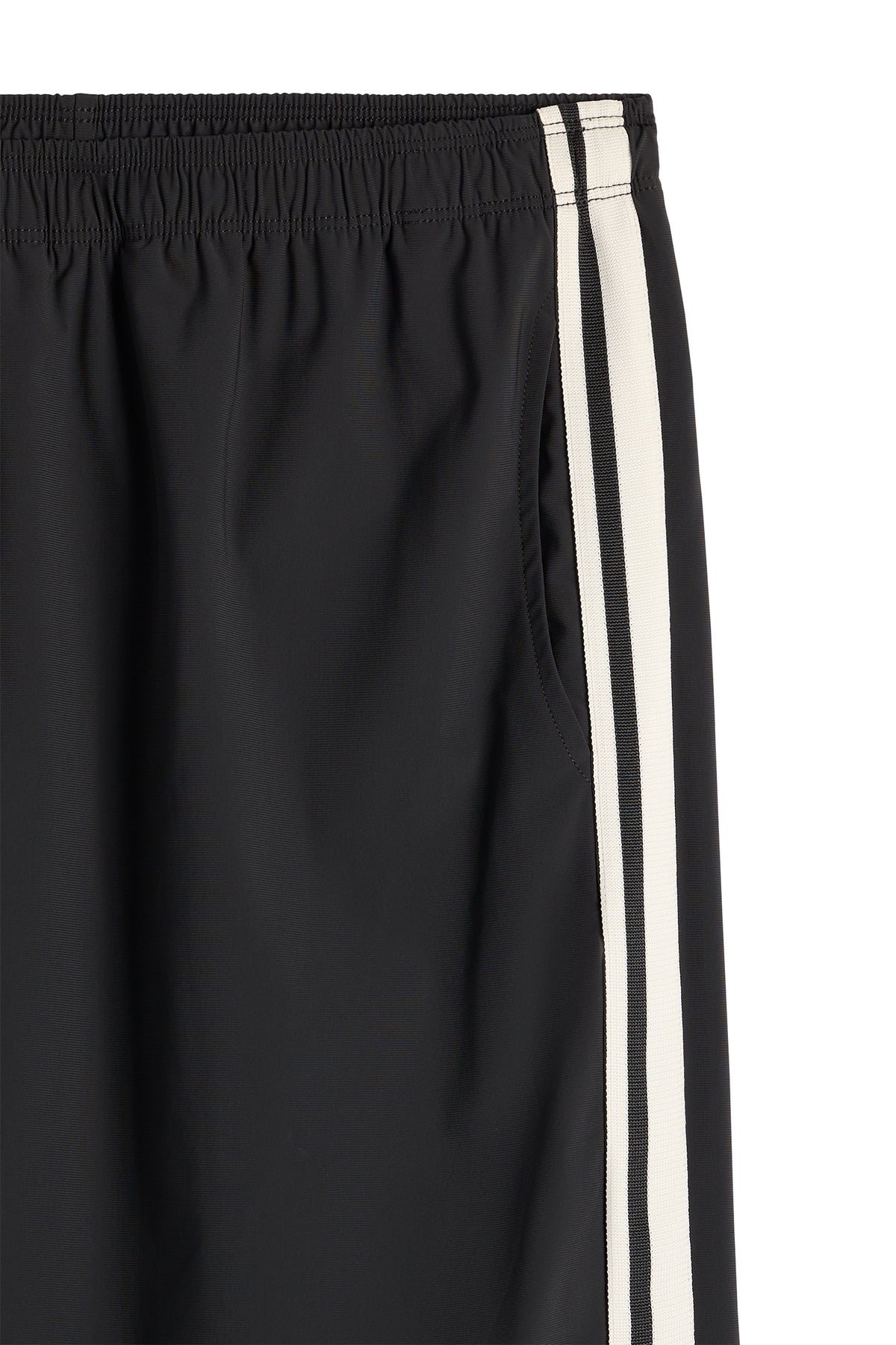 Paula Skirt in Black by J.Lindeberg