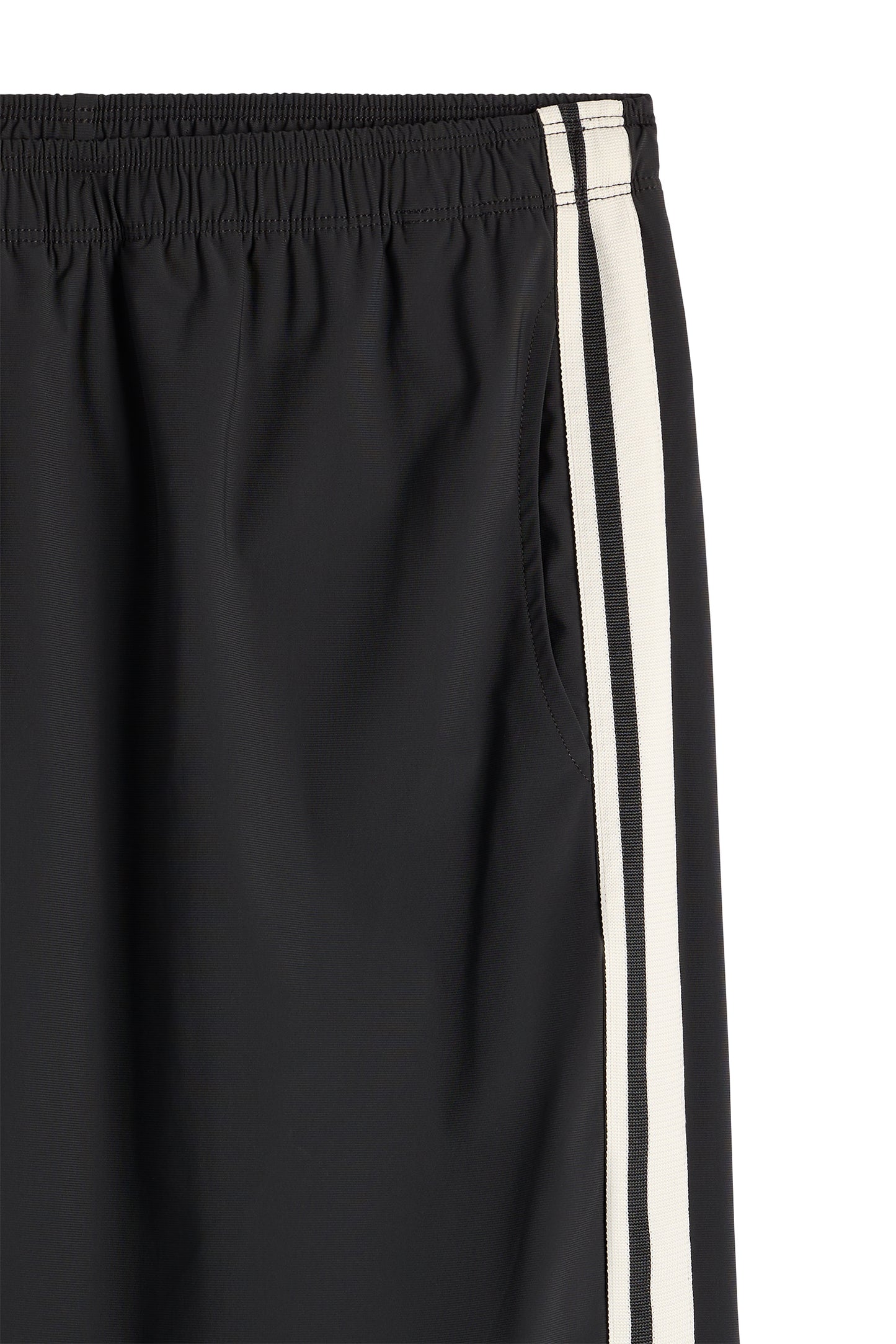 Paula Skirt in Black by J.Lindeberg