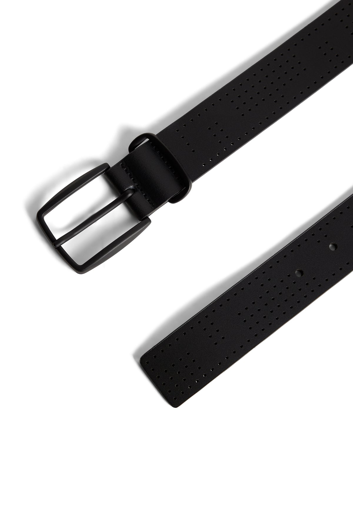 Vent Belt in Black by J.Lindeberg