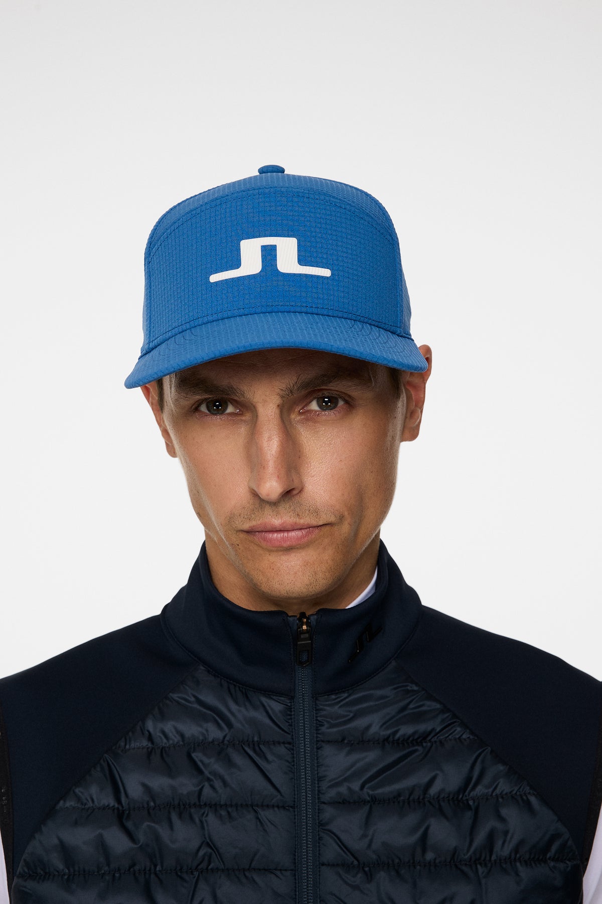 Split cap in Vintage Indigo by J.Lindeberg