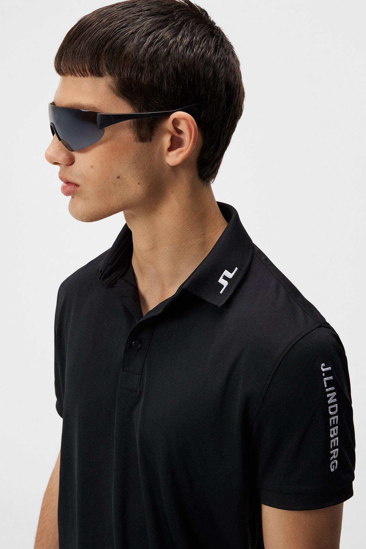 Tour Tech Reg Fit Golf Polo in Black by J.Lindeberg
