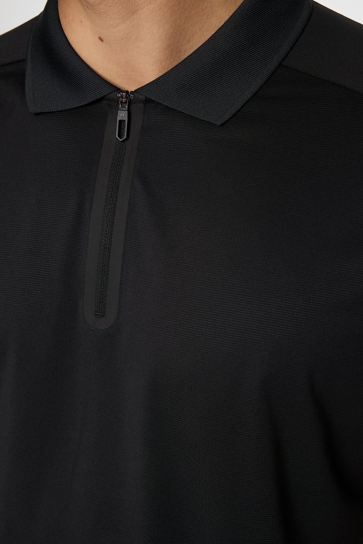 Nero Polo in Black by J.Lindeberg