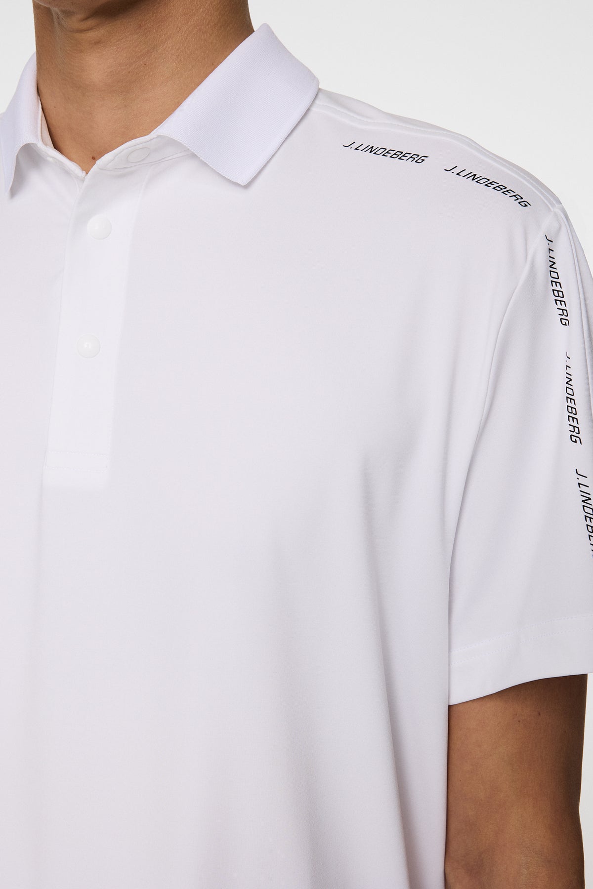 Pontus Polo in White by J.Lindeberg